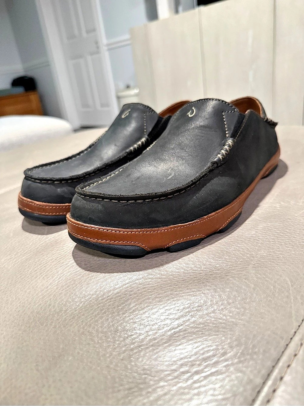 Olukai Moloa Leather Loafers Black US 10.5